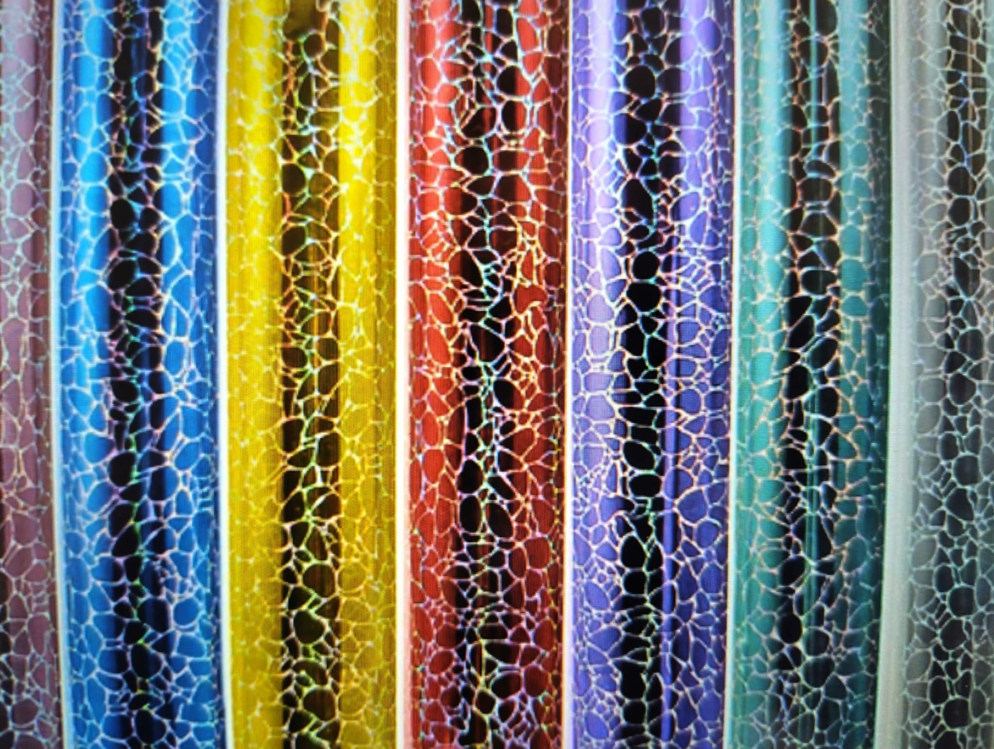 Холографски калдъръмен винил